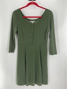 charlotte russe green lace dress | Dresses | Charlotte Russe Womens Long Sleeves Faux Wrap Bodycon Medium Vacation Vibes
